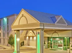 Holiday Inn Bloomington-University Area, an IHG Hotel