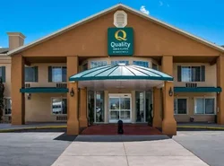 Quality Inn & Suites Airport West