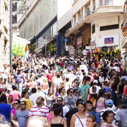 Rua Vinte e Cinco de Marco, Sao Paulo Tourism House