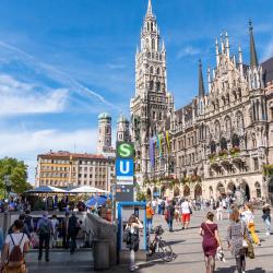 Marienplatz, Munich Tourism House