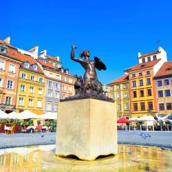 Old Town Market Place, Warsaw Tourism House