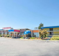 Day Inn Baltimore West Security Blvd - Tourism House