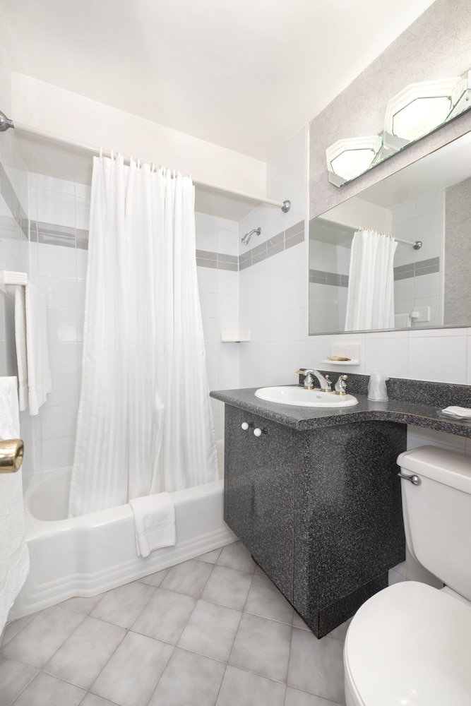 Murray Hill East - thumb 1