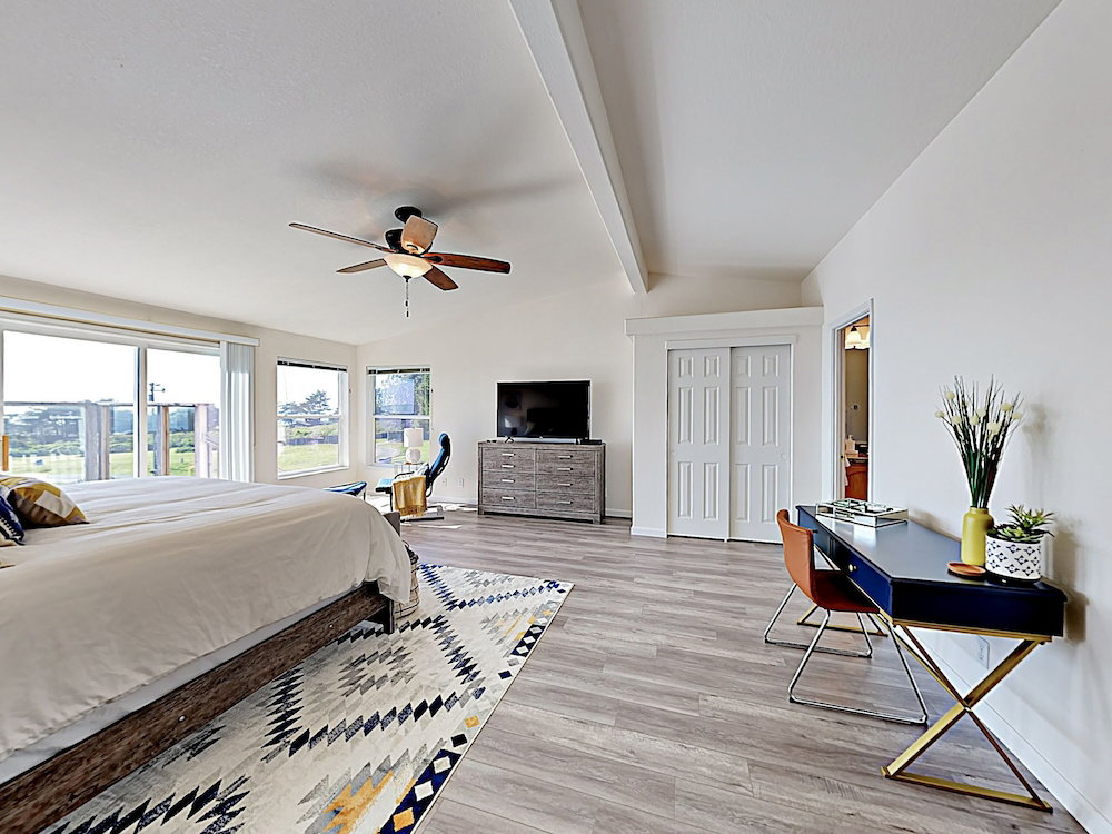 New Listing! Bodega Bay Oasis, Walk To Beach 3 Bedroom Home - thumb 6