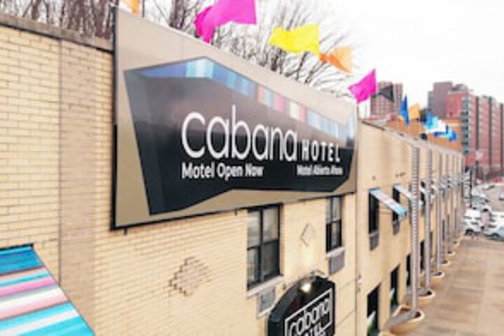 Cabana Hotel Yankee Stadium - thumb 0