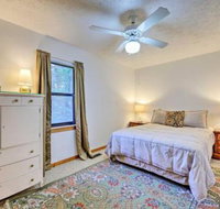 Flippin House Across the Street from White River - Tourism House