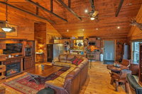 Angelica Ny Tourism House