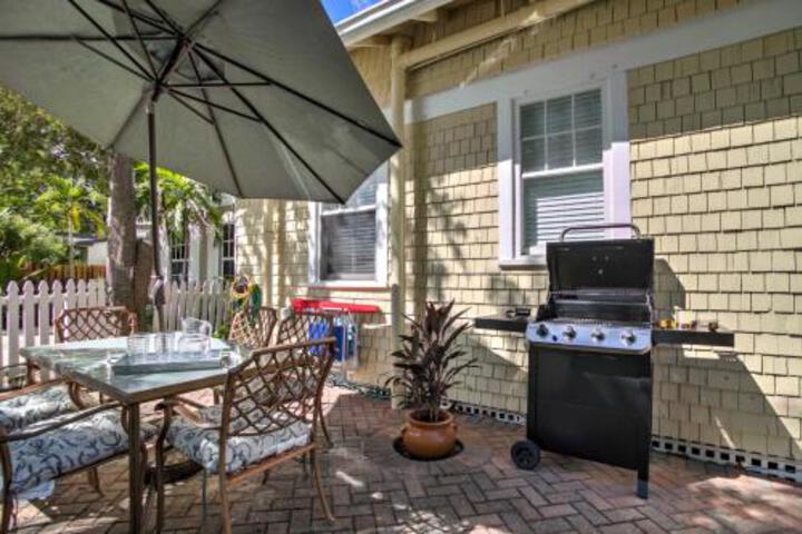 Downtown Stuart Home Minutes To Beach & Dining! - thumb 3