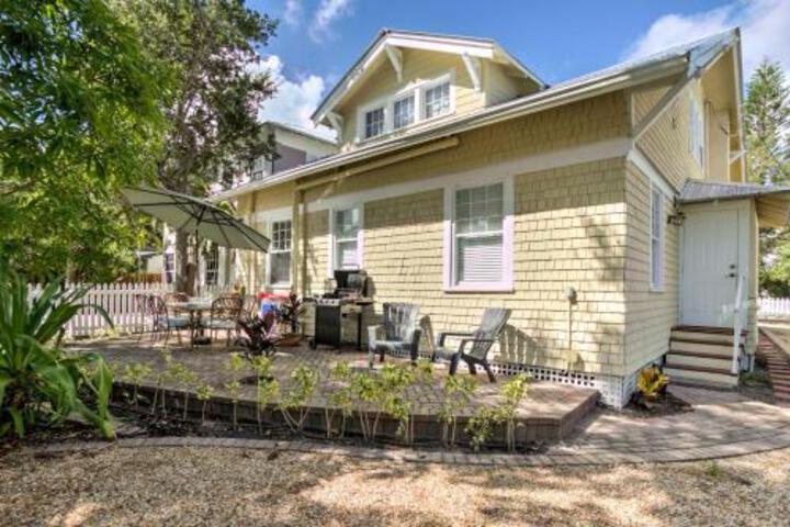 Downtown Stuart Home Minutes To Beach & Dining! - thumb 6