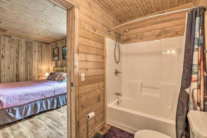 Lake Cumberland Area Cabin 4 Mi. To Lake! - thumb 1