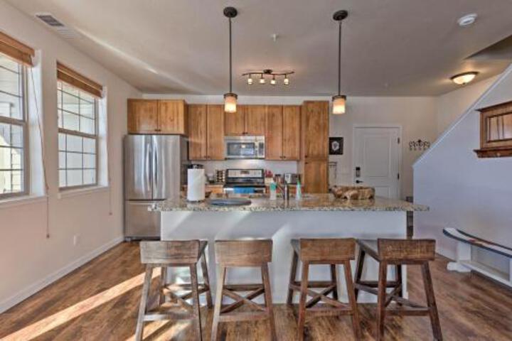 Condo With Hot Tub Access 2Mi To Ski Granby Ranch! - thumb 0