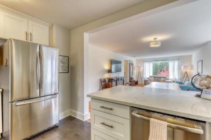 Sunny Green Lake Getaway - thumb 4