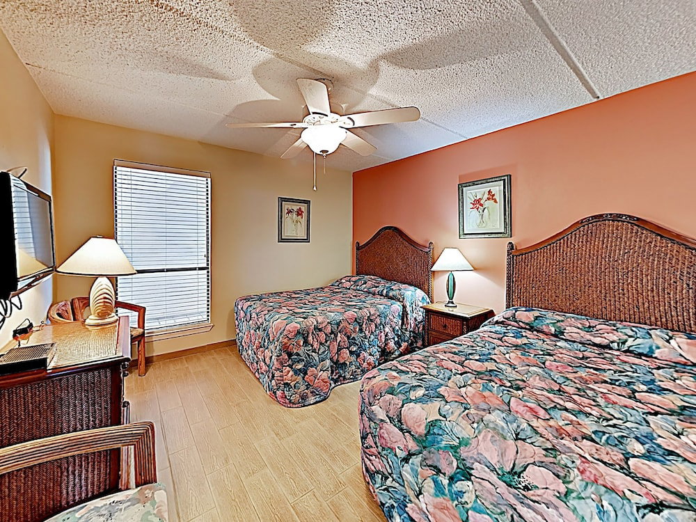 New Listing! All-suite Gulf-front Perch W/ Pools 2 Bedroom Condo - thumb 5