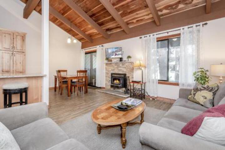 New Listing! Horizons 4 Condo W / Pool & Hot Tub Condo - thumb 2