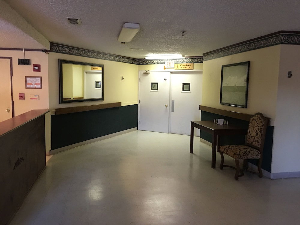 Reddy Inn And Suites - thumb 1