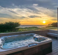 Pelican Bluff - Tourism House