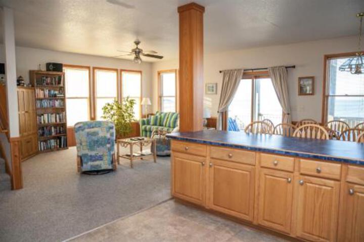 50088 Utopia Lane Home - thumb 1