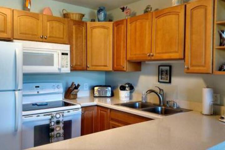 Hale Lilly Condo - thumb 5