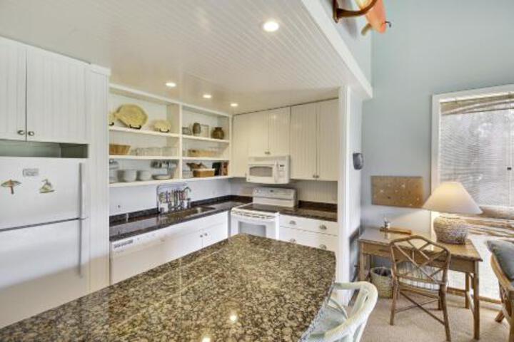 Blue Hawaii Condo - thumb 2