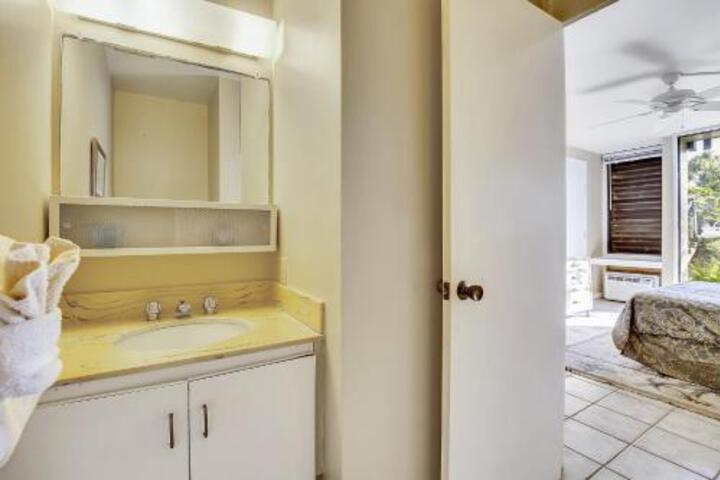 Hula House - thumb 4