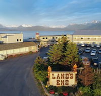 Land's End Resort - Tourism House