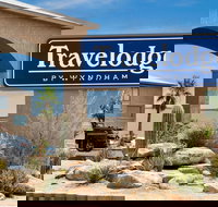 Travelodge by Wyndham Lake Havasu - Tourism House