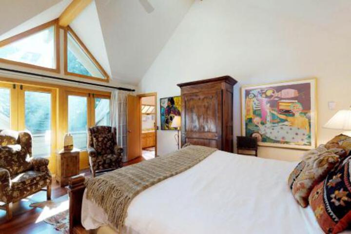 Georginia Mountain Retreat - thumb 1