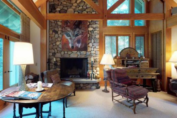 Georginia Mountain Retreat - thumb 2