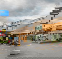 Rodeway Inn Bedford - Tourism House