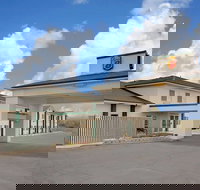 Super 8 by Wyndham Battle Mountain - Tourism House