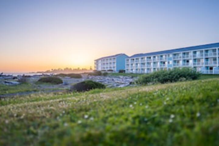 Beachfront Inn