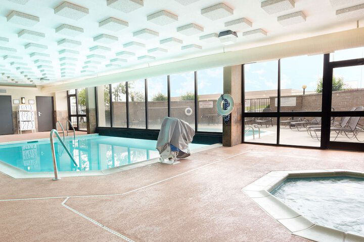 Drury Inn & Suites Atlanta Morrow - thumb 1