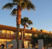 Sands on the Fairway - Tourism House