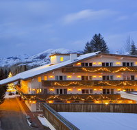 Knob Hill Inn - Tourism House