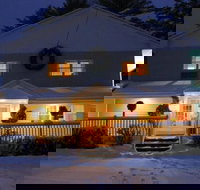 Golden Apple Inn - Tourism House