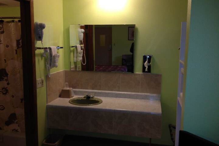 King's Inn - thumb 7