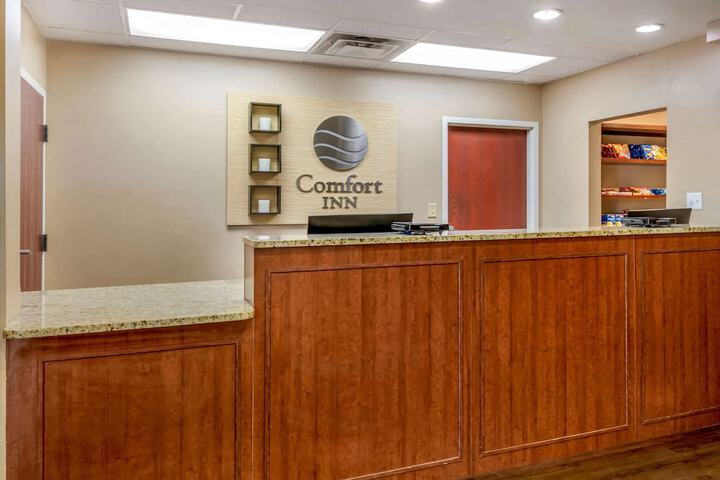 Comfort Inn International Dr. - thumb 5