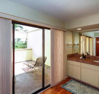 Birds Nest Vacation Apartments - Tourism House