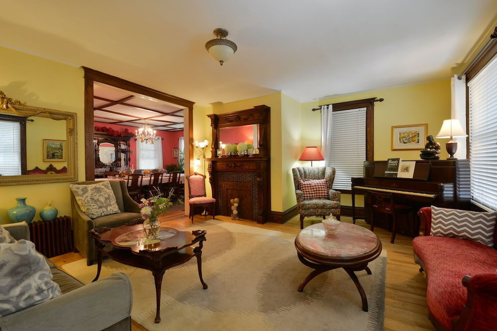 Quintessentials Bed & Breakfast & Spa - thumb 5