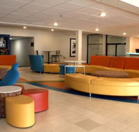 Adventureland Inn - Tourism House