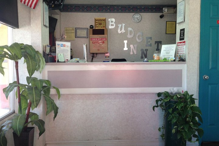 Budget Inn - thumb 4