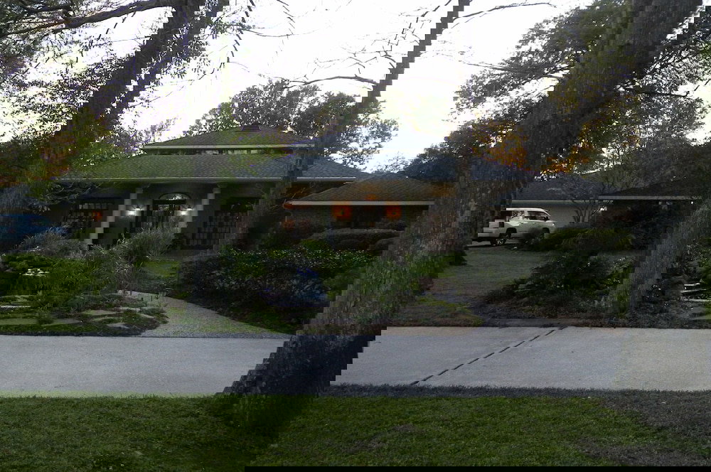 Louisiana Cajun Mansion - thumb 4