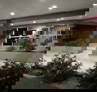 Budget Inn - Tourism House