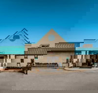 Econo Lodge Altoona I-99 - Tourism House