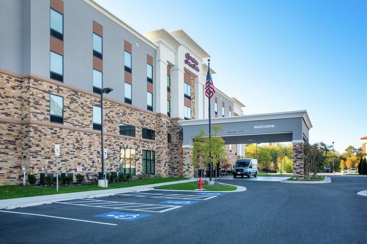 Hampton Inn & Suites Glenarden, MD/Washington DC - thumb 1