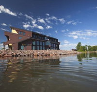 Blue Wave Inn - Tourism House