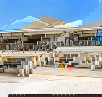 8170 Estero - Tourism House