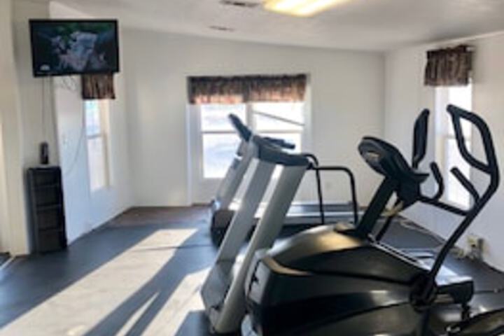 EFS Housing & Suites - thumb 6