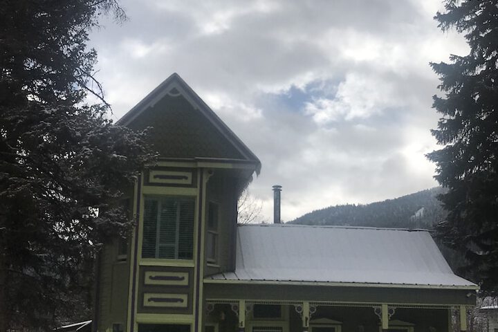 Historic Windsor Hotel - thumb 1