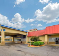 Econo Lodge Inn  Suites Triadelphia - Wheeling - Tourism House